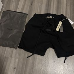 Essentials Shorts