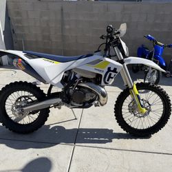 2019 Husqvarna TE 250i