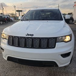 2017 Jeep Grand Cherokee 4x4 Limited From $ 1,490 