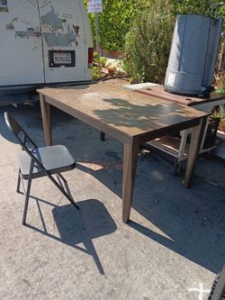 Table n Chair