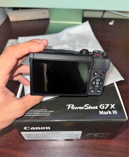 Canon PowerShot G7X Mark III 