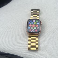 100$ Apple Watch 40mm S7 100$