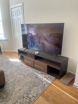 Mid Century Modern Style TV Stand