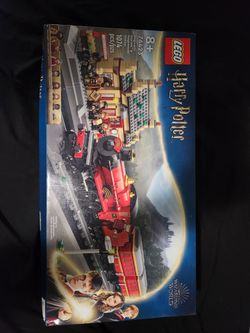 LEGO Harry Potter Hogwarts Express & Hogsmeade Station 76423