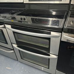 All features Electric Stove LG Standard Size