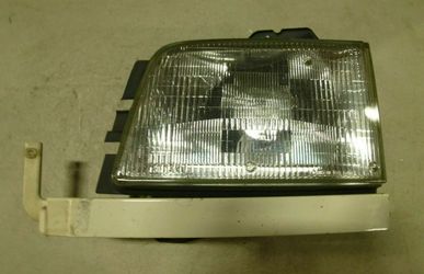 98 99 00 01 02 1998 1999 2000 2001 2002 ISUZU TROOPER LEFT DRIVER HEADLIGHT HEAD LIGHT LAMP HEADLAMP OEM
