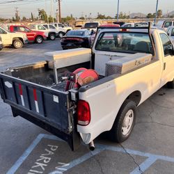 2006 Ford F-250 XL Service Truck - Equipped & Ready for Work!