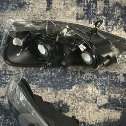 Pontiac Grand Prix Head Lights 