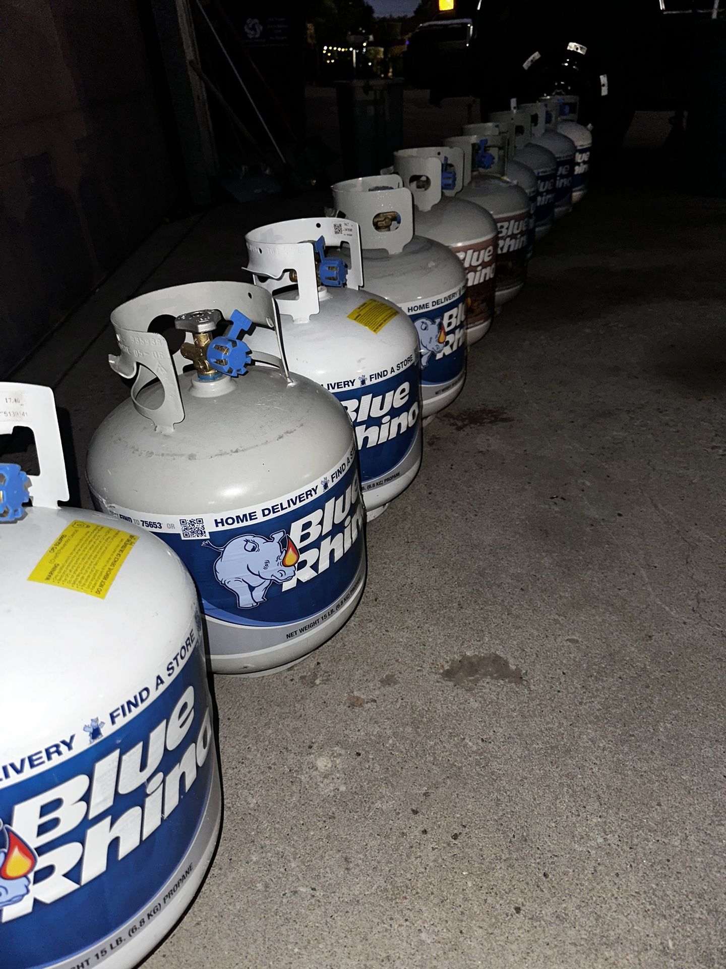 Blue rhino propane tanks