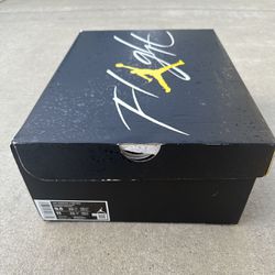 Custom Jordan 4 Superman Size 11 for Sale in Stockton, CA - OfferUp