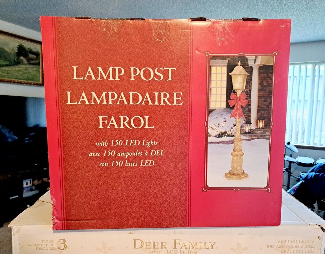 Christmas Lamp Post!