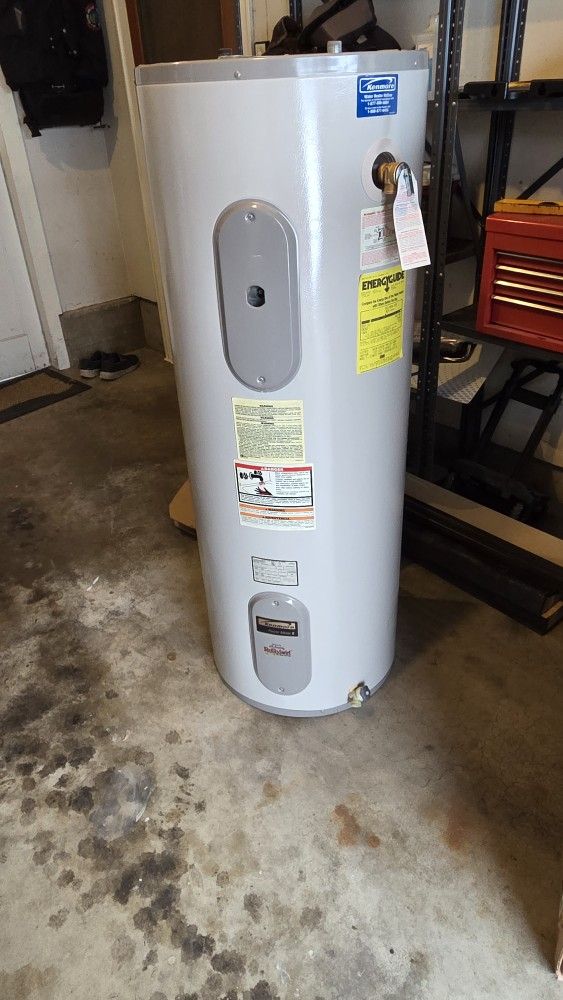 2001 Kenmore 50 Gal Electric Water Heater.