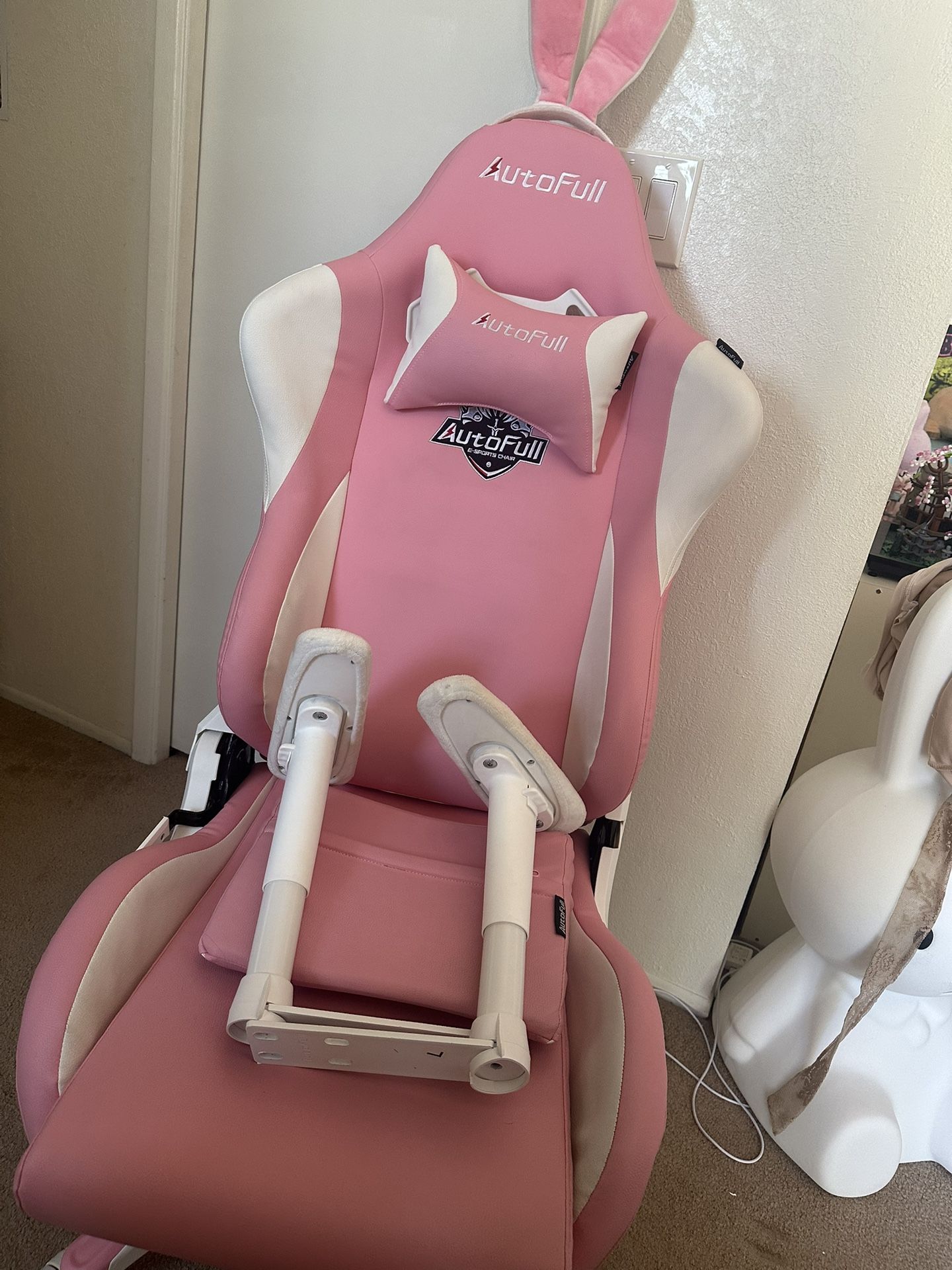 Autofull C2 Pink Bunny Gaming Chair