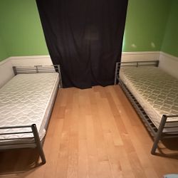 2 Twin Bed Frame And Mattress
