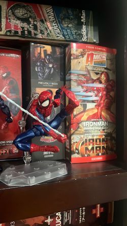 Revoltech spiderman 1.0 and ironman bleeding edge