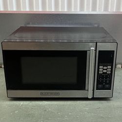 BLACK+DECKER(Black) 0.7 cu ft 700 Watts 👀 (please read description)