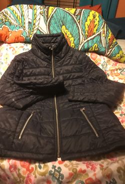 Guess Light Weight Navy Blue Bubble Coat X large fits like large gently used