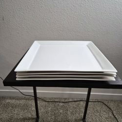 Set of 4 White Fine Porcelain Square Dinner Plates 