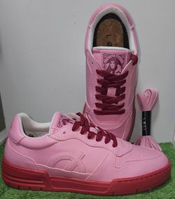 Nicki Minaj x Atom Red Ruby Da Sleeze
New
Size 7 1/2 
8
No box 
Nicki Minaj x LOCI
LØCI ATOM draws inspiration from 80s skate culture, modernised with