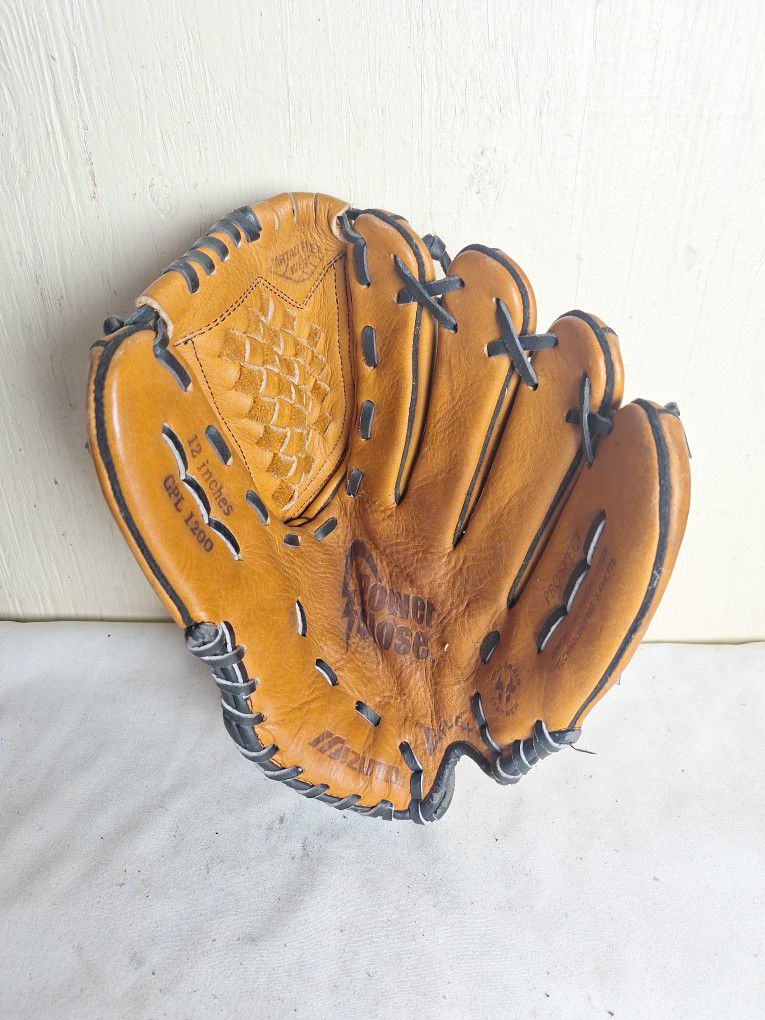 Baseball Glove, MIZUNO... 12"