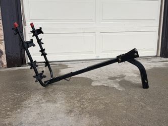 Yakima 4 Bicycle Rack with NEW straps for 2” hitch.