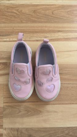 Old Navy Toddler Girls Pink Heart Slip-On Shoes - Size 6