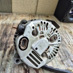 Toyota  Tundra-sequoia Alternator 