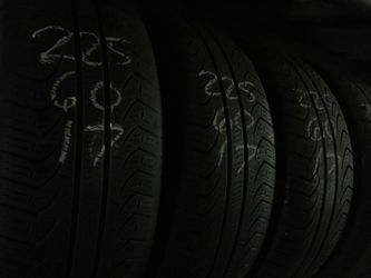 17" 4 used 225/60R17