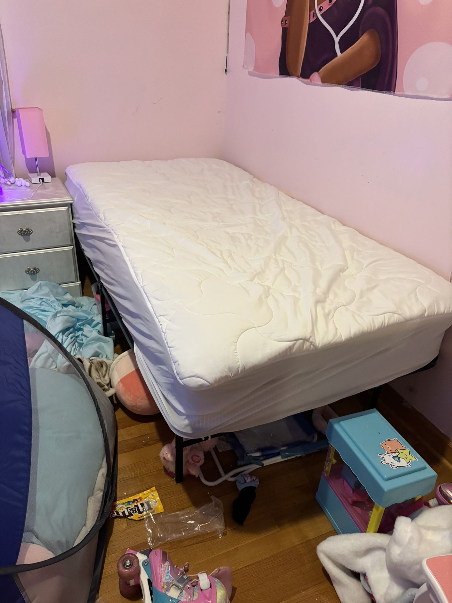 Twin Platform Bed And Mattress