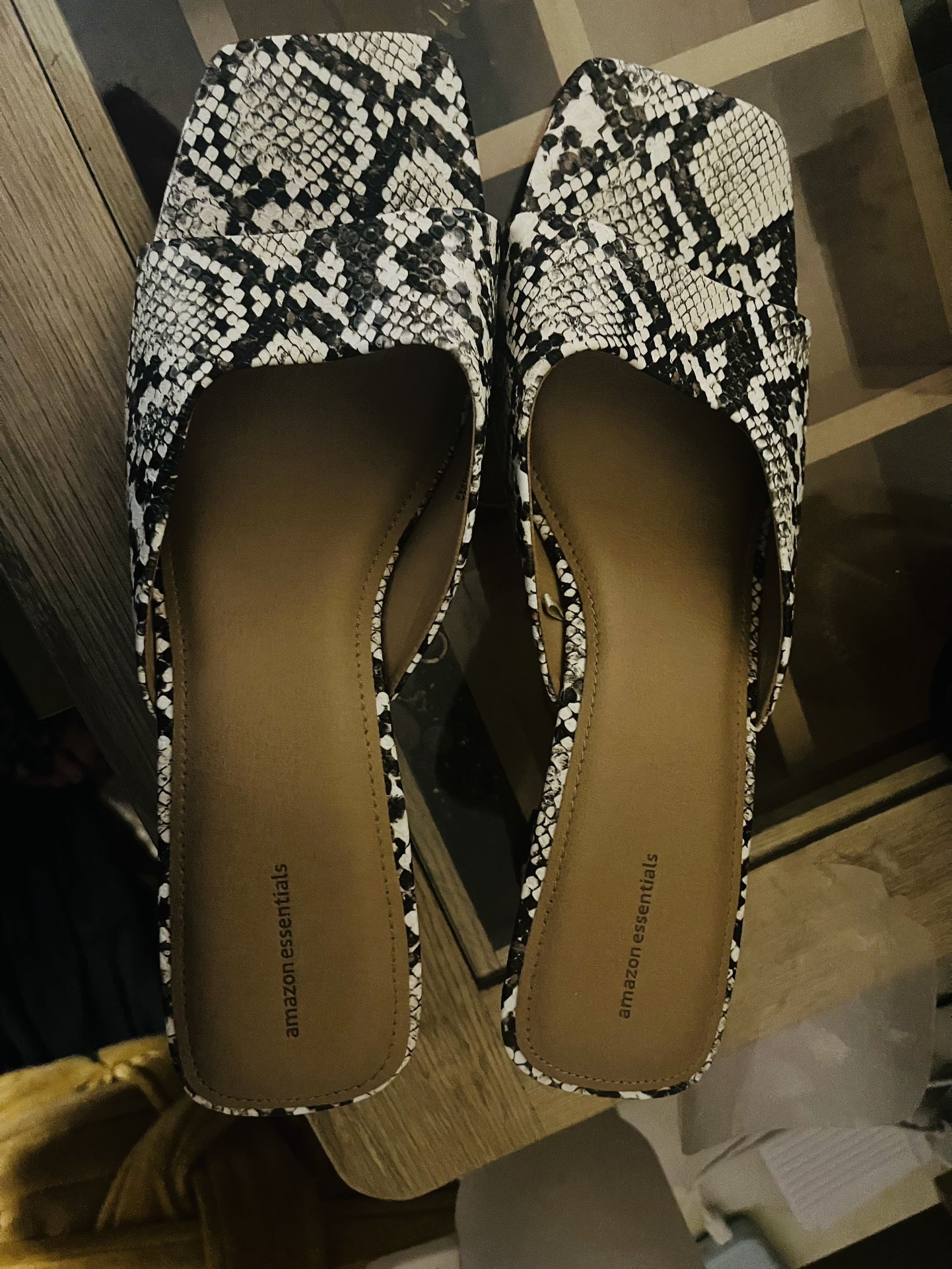 Sneak Print Heels Platform