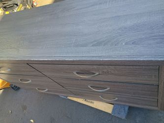 Free dresser