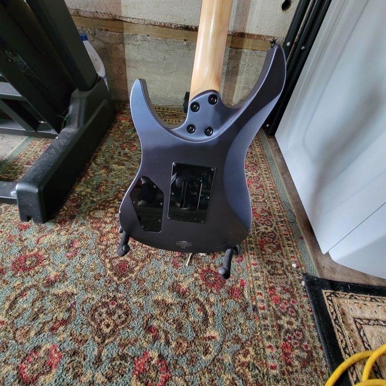 Yamaha Drop 6 Guitar for Sale in Bellflower, CA OfferUp