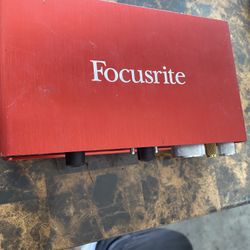 Focusrite // W Mic 