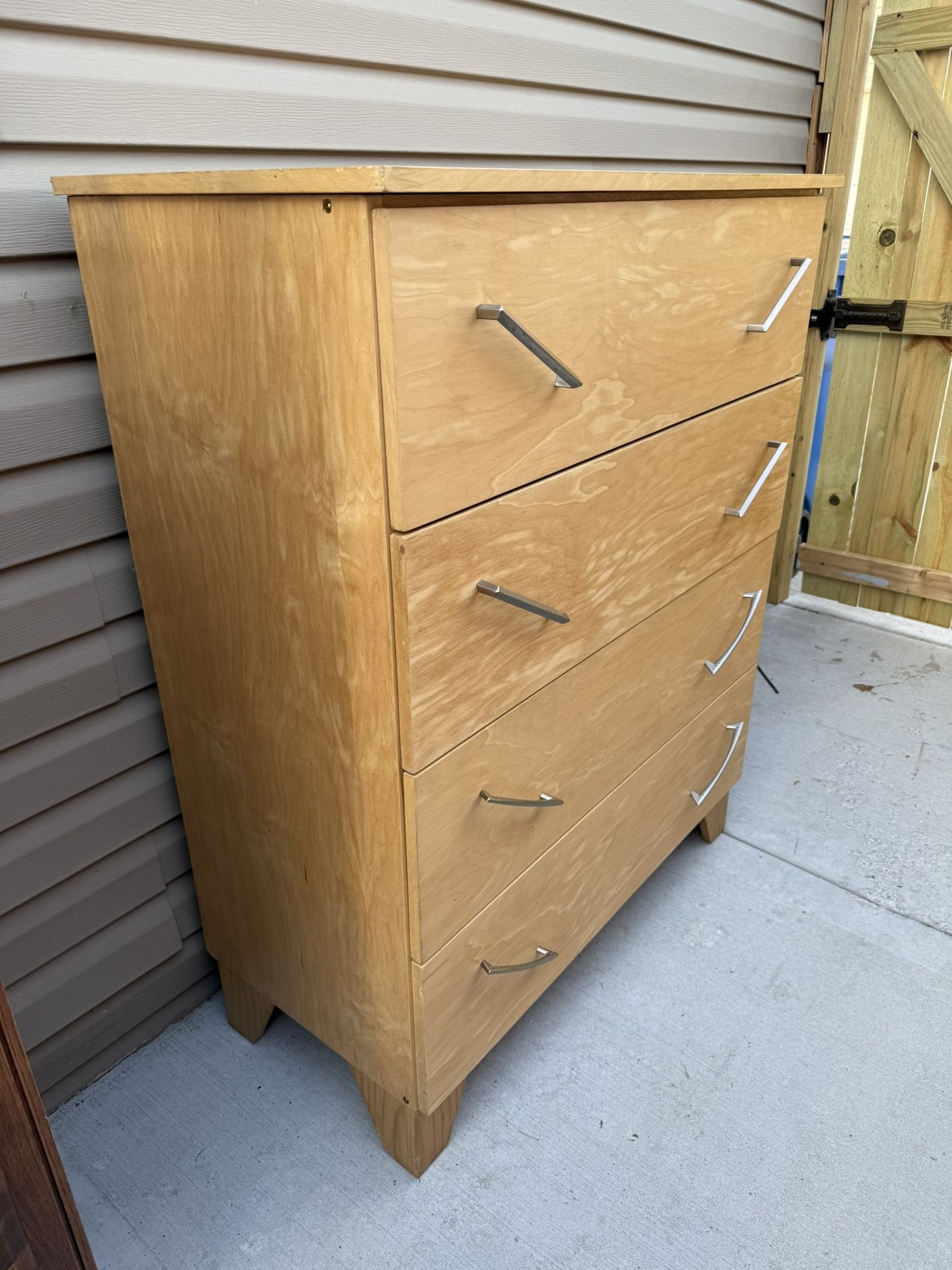 Pine Dresser