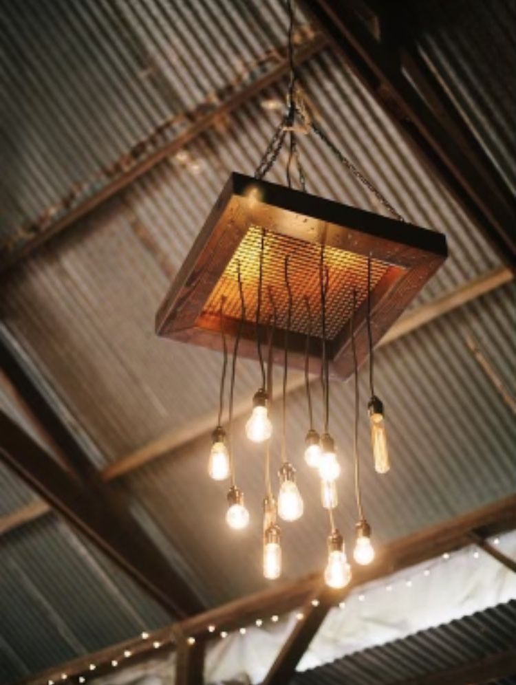 Rustic Wood Chandelier With Vintage -style Lightbulbs