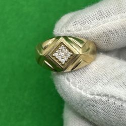 Men’s Diamond Ring 10k  Size 9.5