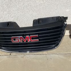 GMC Yukon XL OEM Grill