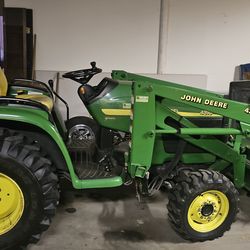John deere tractor