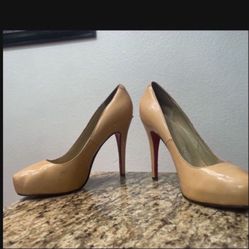 Paid $1,200 Nude red bottom louboutins Size 8 - 38