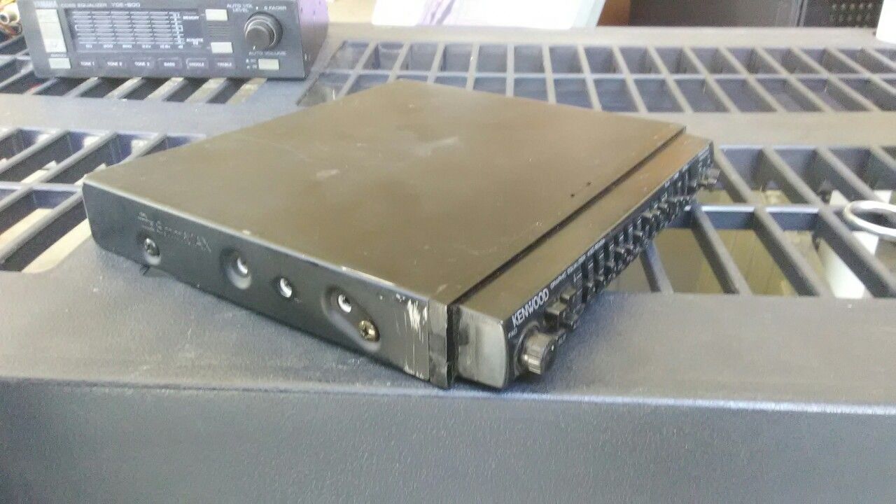 Kenwood eq equalizer car stereo kgc 6042a 9 band 3 sub out for Sale in