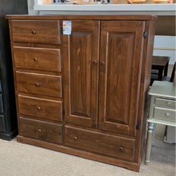 Black Friday Sale*** Mini Wardrobe 