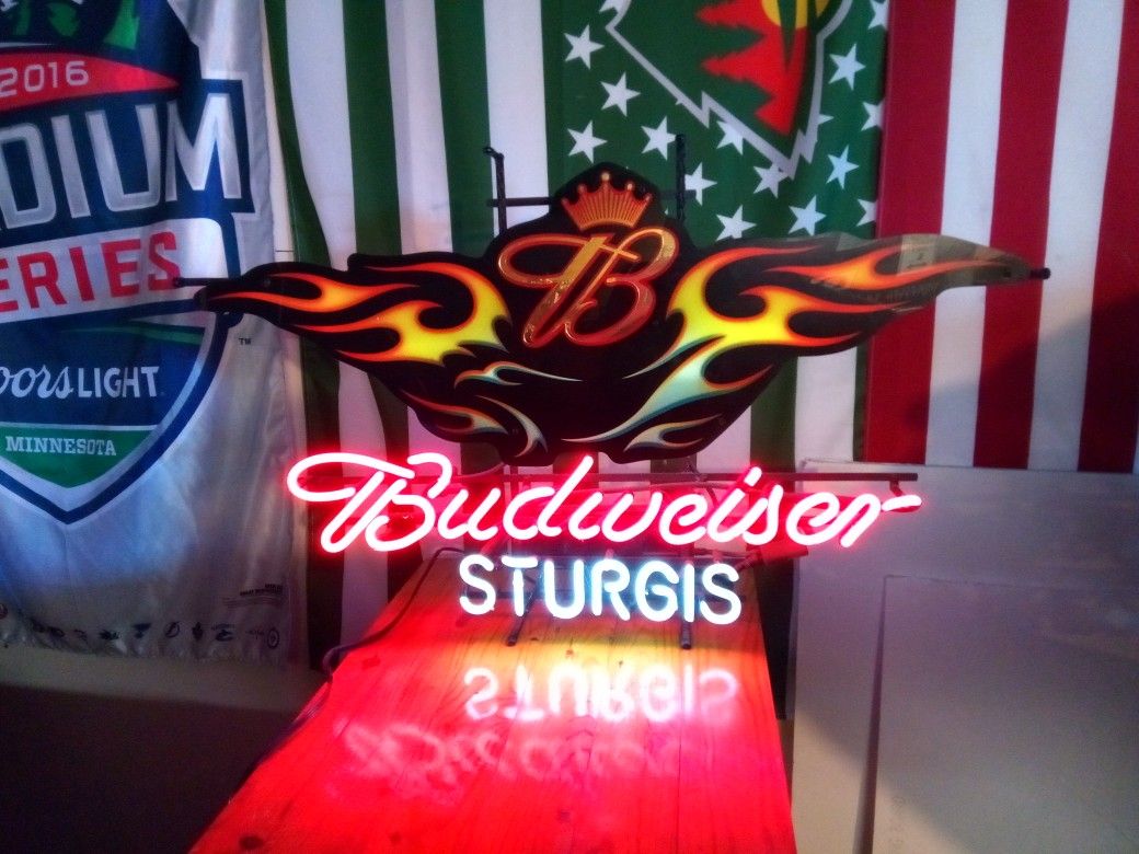 Budweiser Sturgis motorcycle Harley Davidson beer bar neon sign man cave