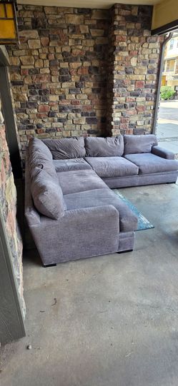AFW large Gray Sectional
