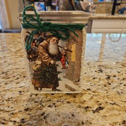Decoupage Santa With Tree