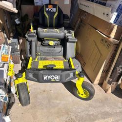 Ryob i zero-turn-lawnmower 