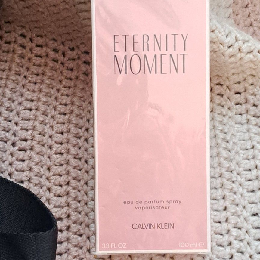 NEW & SEALED CALVIN KLEIN ETERNITY MOMENT WOMAN'S 3.3 OZ PARFUM SPRAY 30$
