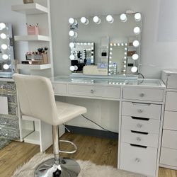 Makeup Vanity 