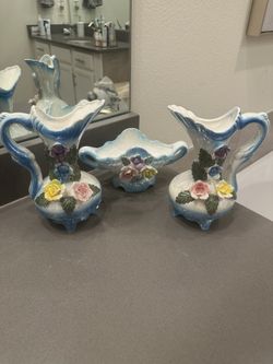 Porcelain Decorative Set
