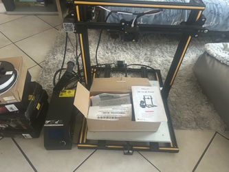 3D printer (CREALITY CR-10)