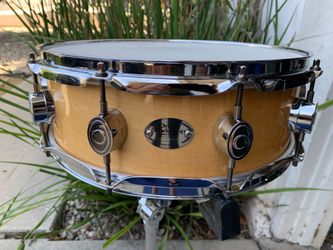 DW Drum Workshop 5” x 14” Maple Snare Drum